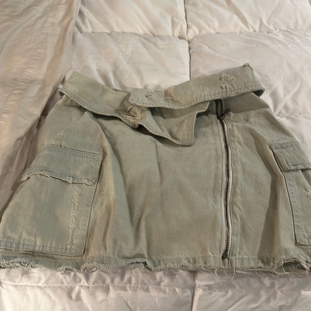 Mini skirt with pockets